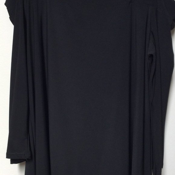 BLACK AND SEXY COLD SHOULDER TOP - Picture 2 of 2